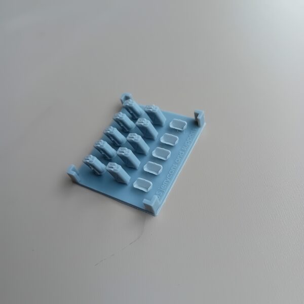 72018 JERRYCANS ET SUPPORTS – Image 3